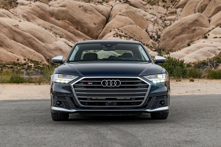  Audi S8 (D5) 2019 года  (NA) (фото 30 из 40)